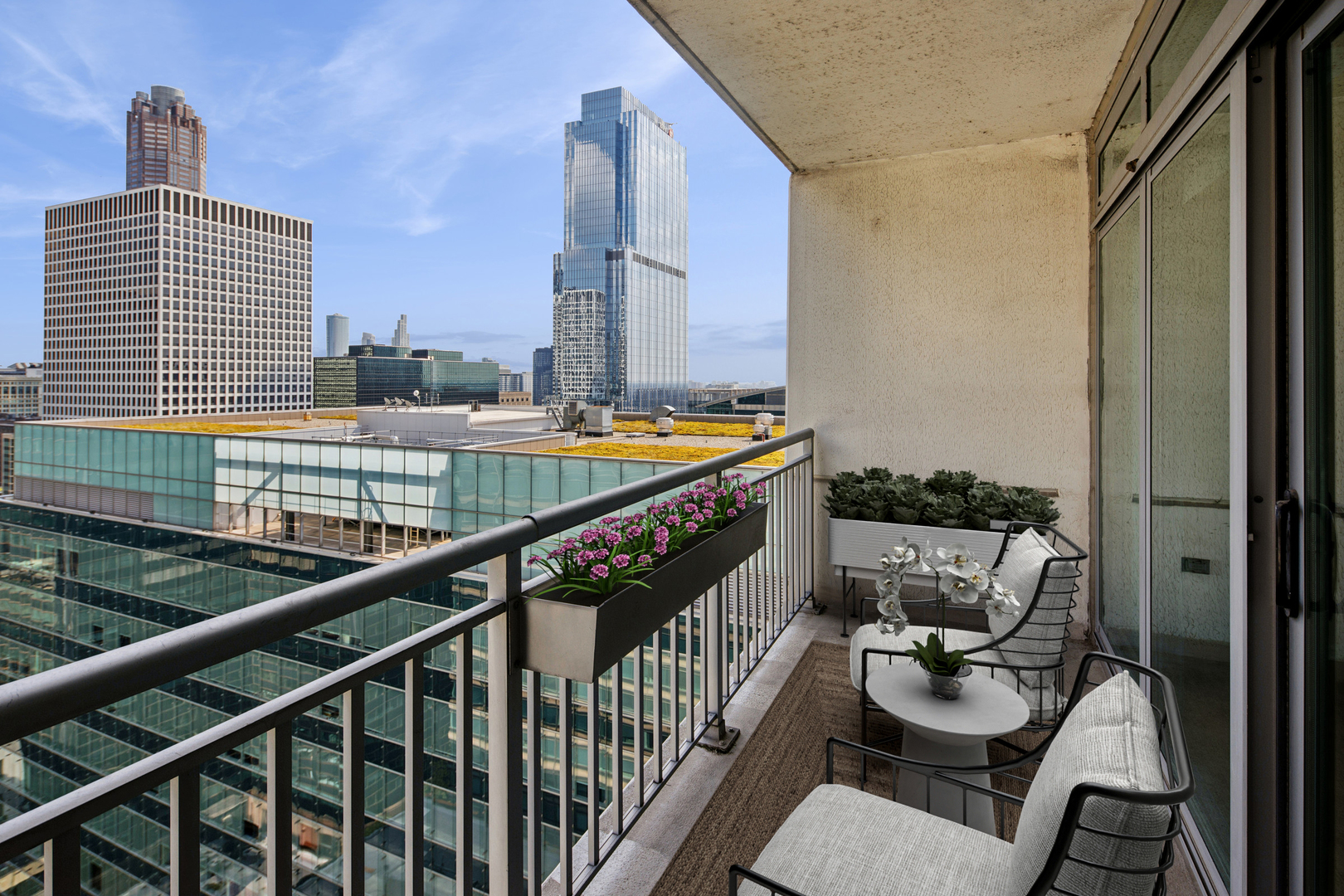 125 S JEFFERSON Street Unit: 2806