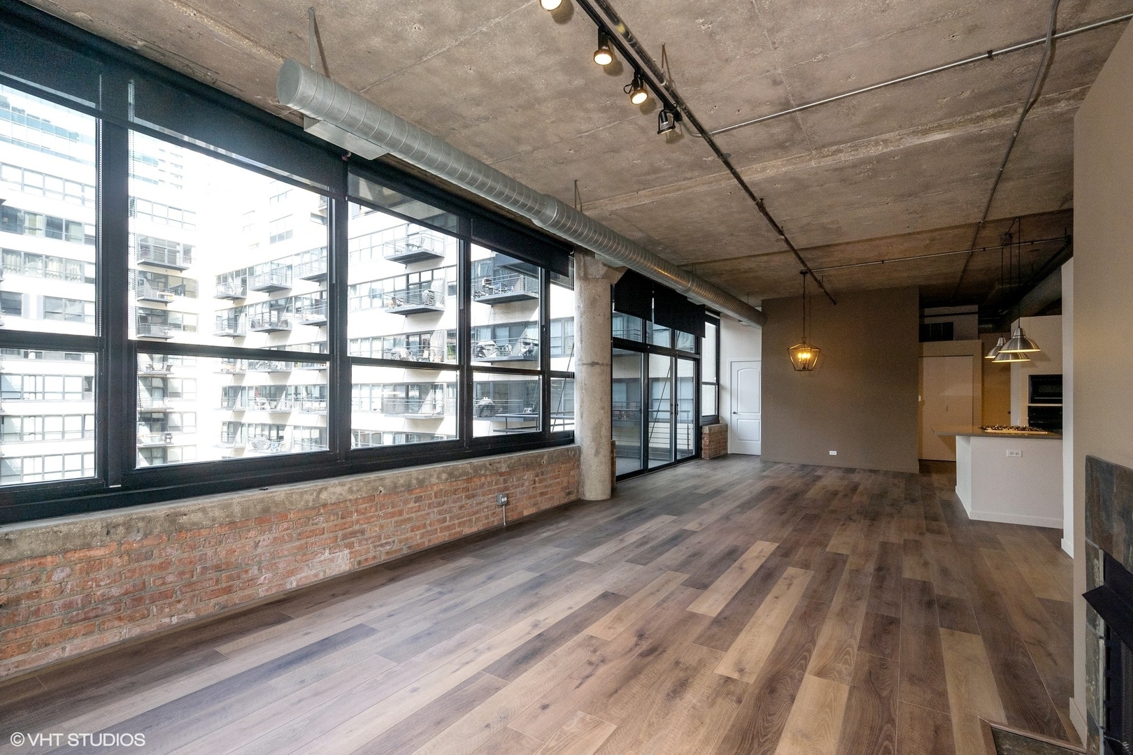 130 S CANAL Street Unit: 519