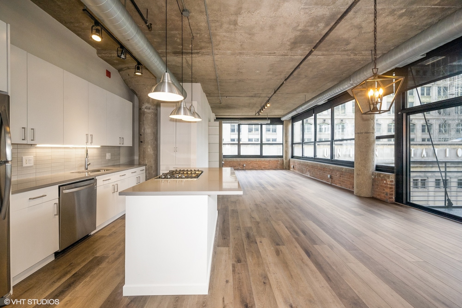 130 S CANAL Street Unit: 519