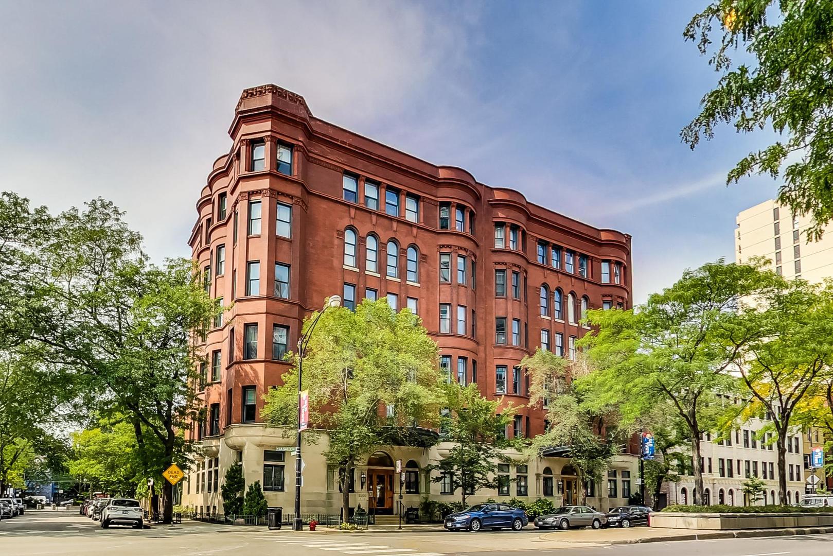 1500 N Lasalle Drive Unit: 5A