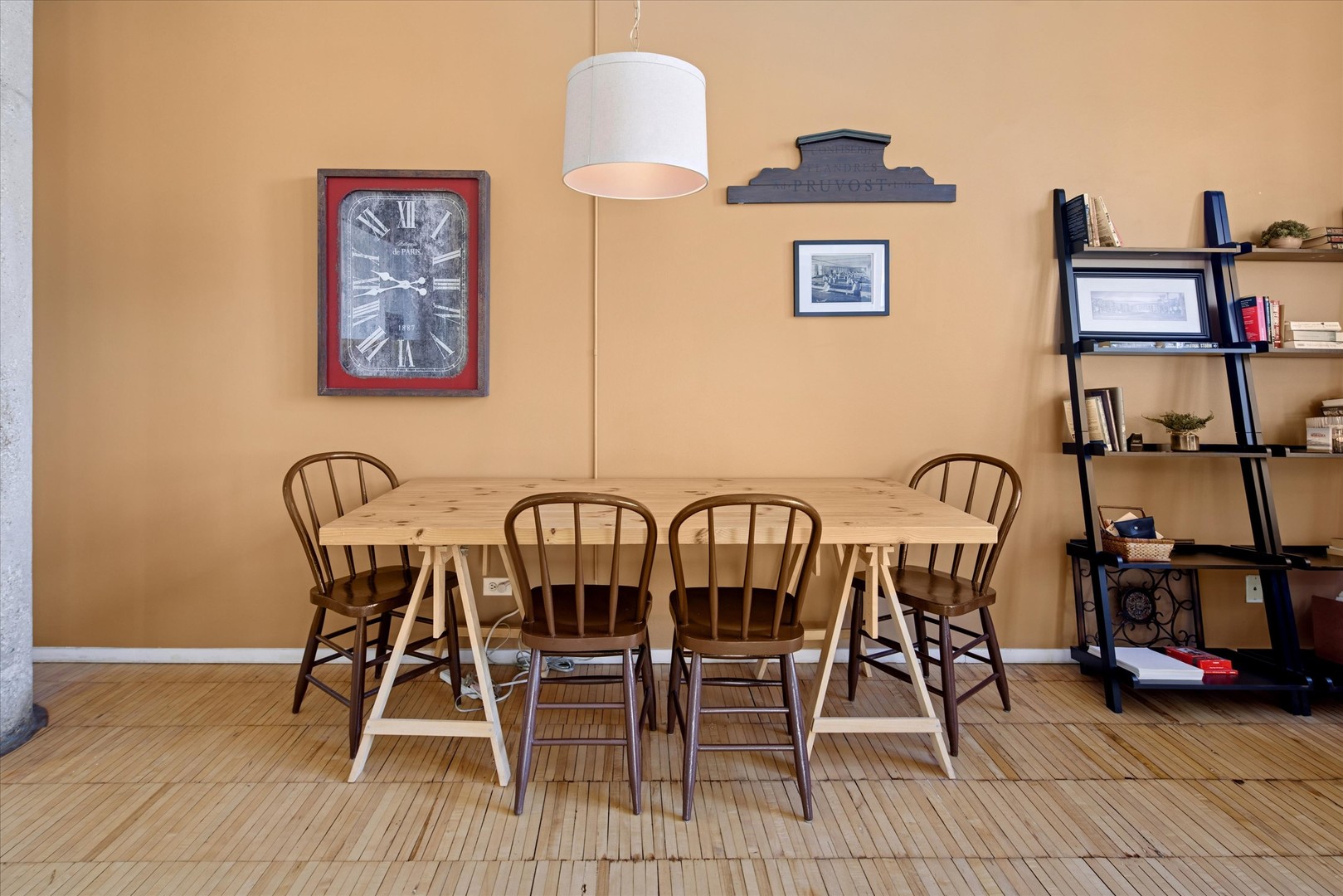 728 W Jackson Boulevard Unit: 1011