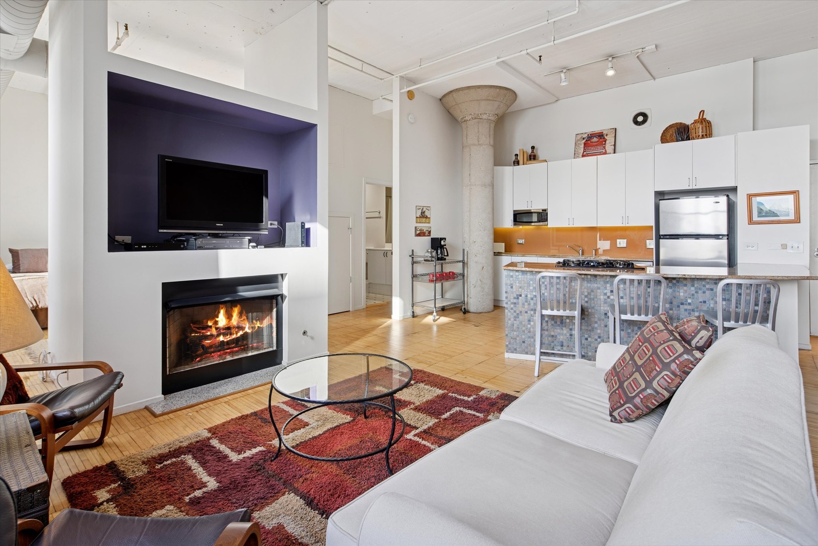 728 W Jackson Boulevard Unit: 1011