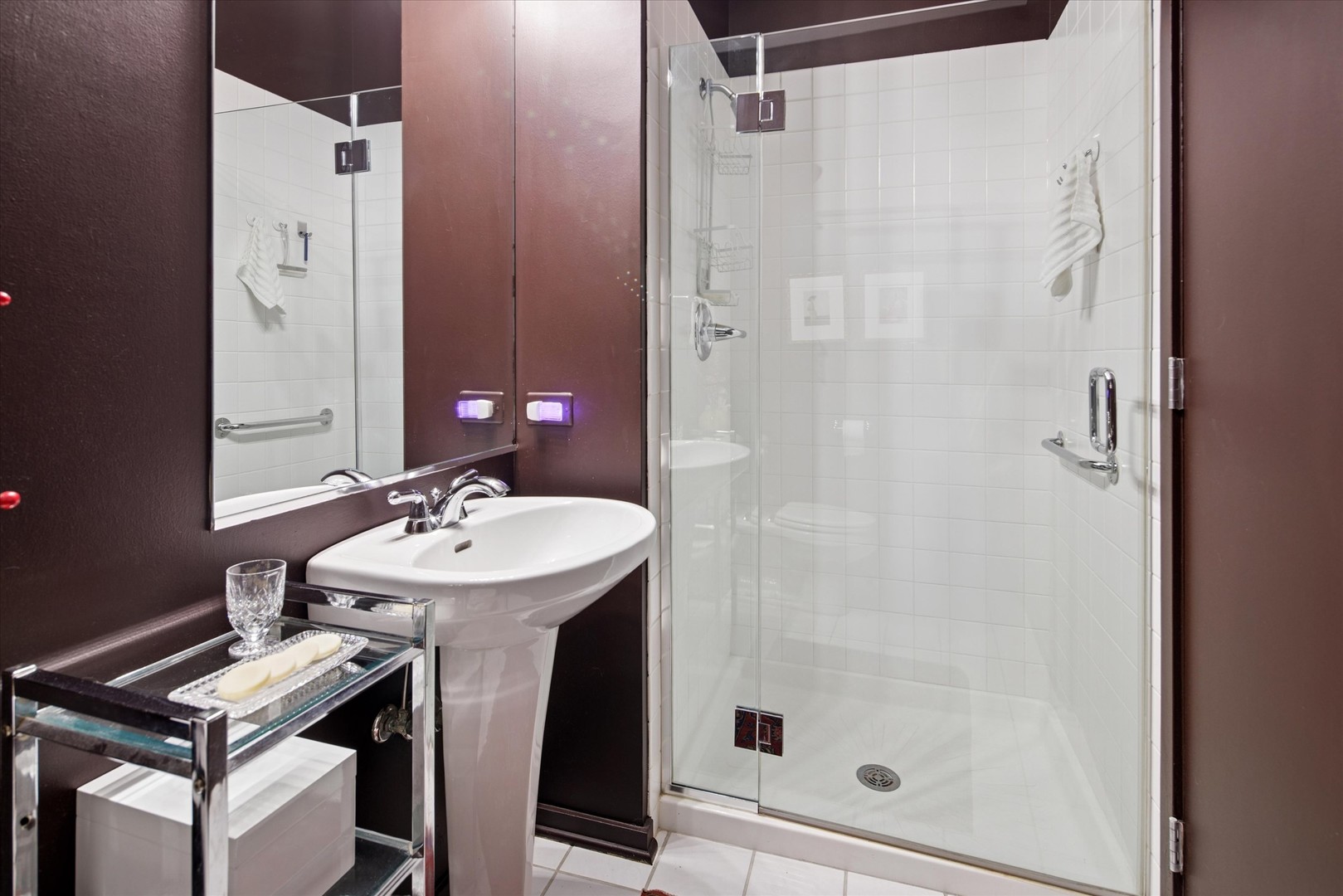 130 S Canal Street Unit: 323