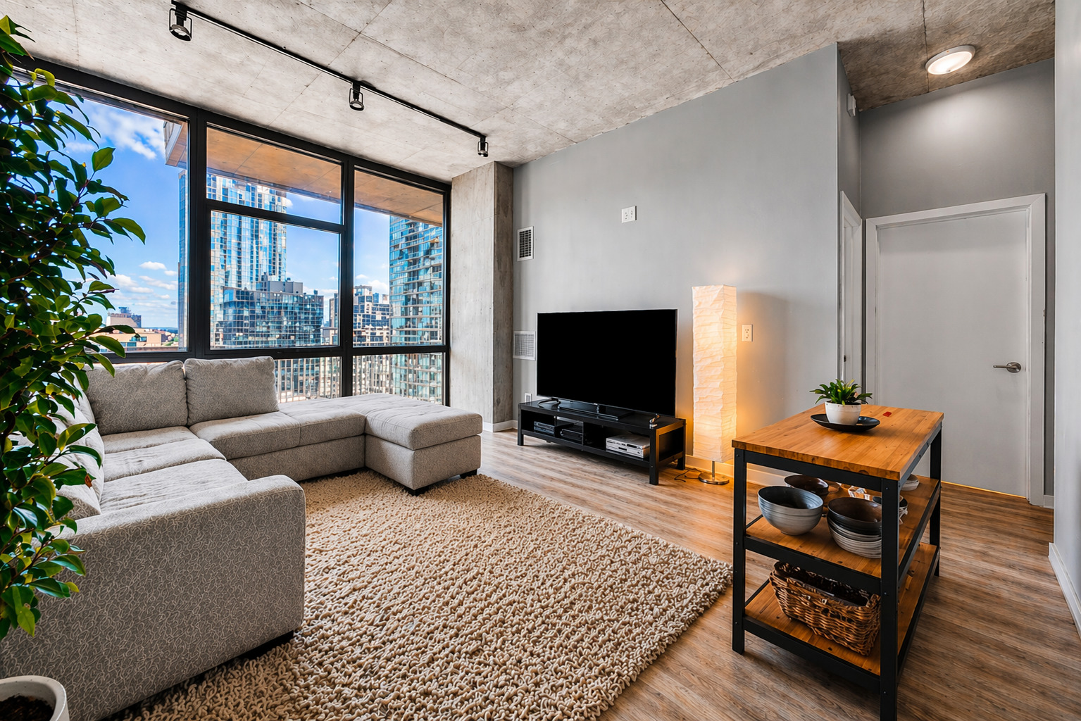 235 W Van Buren Street Unit: 2513