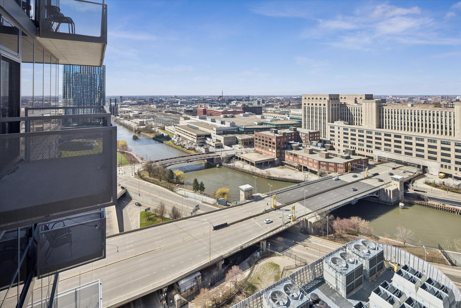 235 W Van Buren Street Unit: 2513