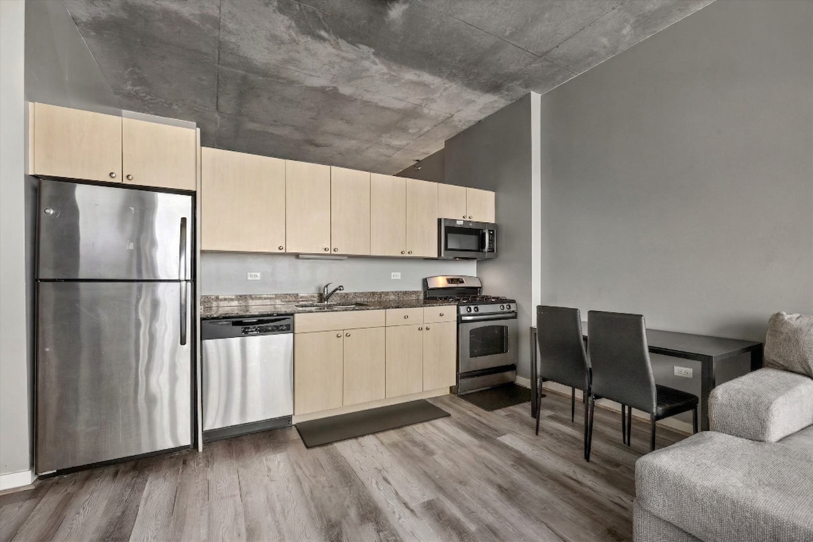 235 W Van Buren Street Unit: 2513