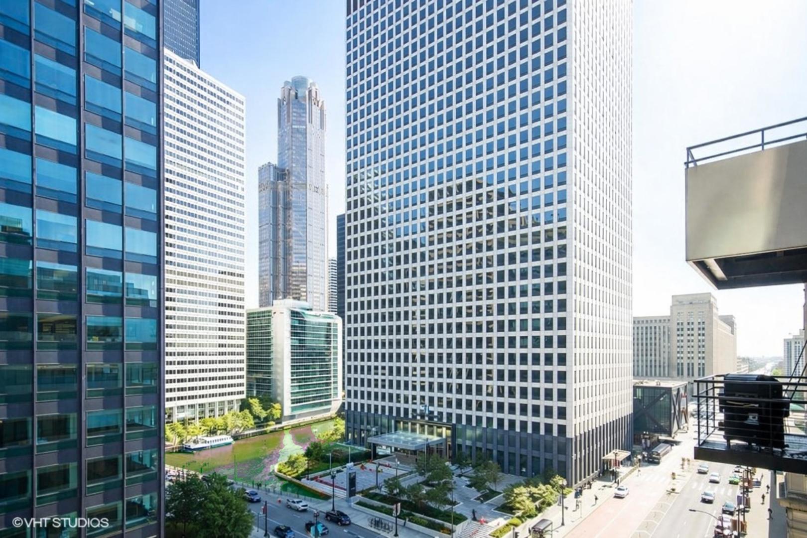 130 S CANAL Street Unit: 816