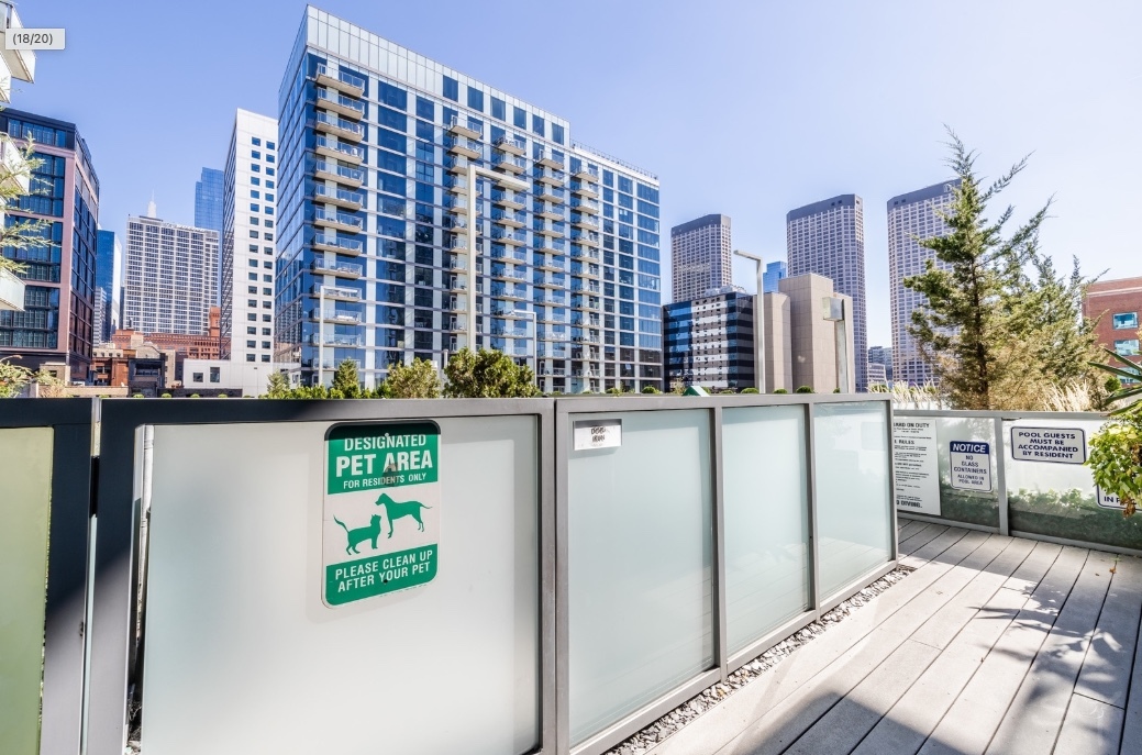 659 W Randolph Street Unit: 703