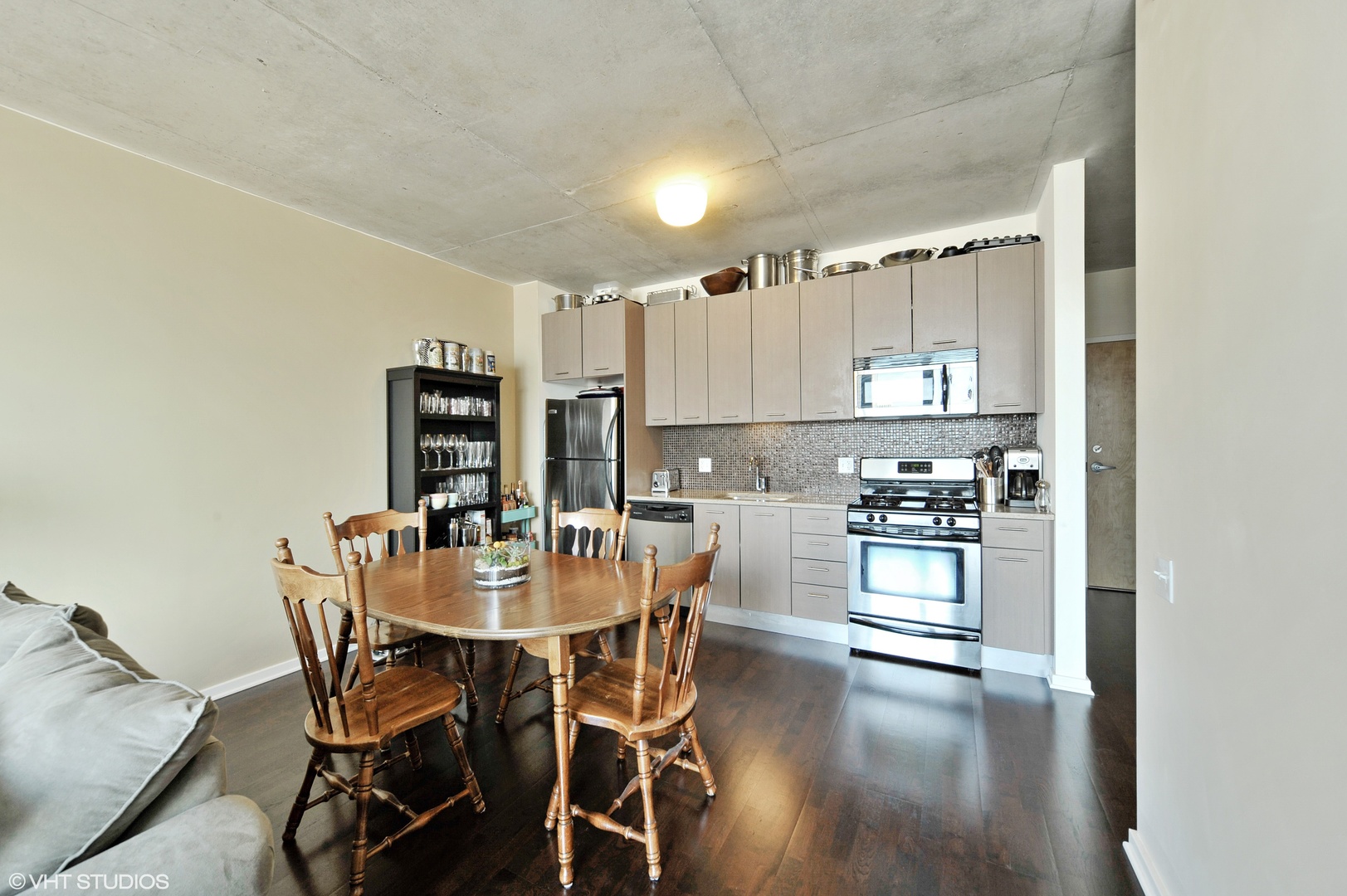 659 W Randolph Street Unit: 703
