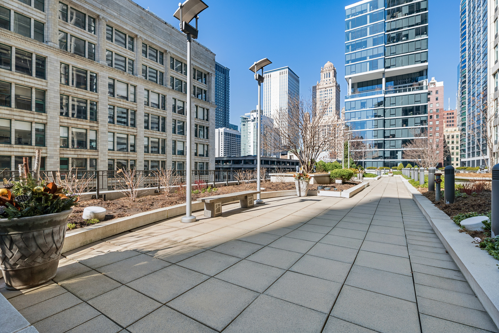 130 N Garland Court Unit: 2409