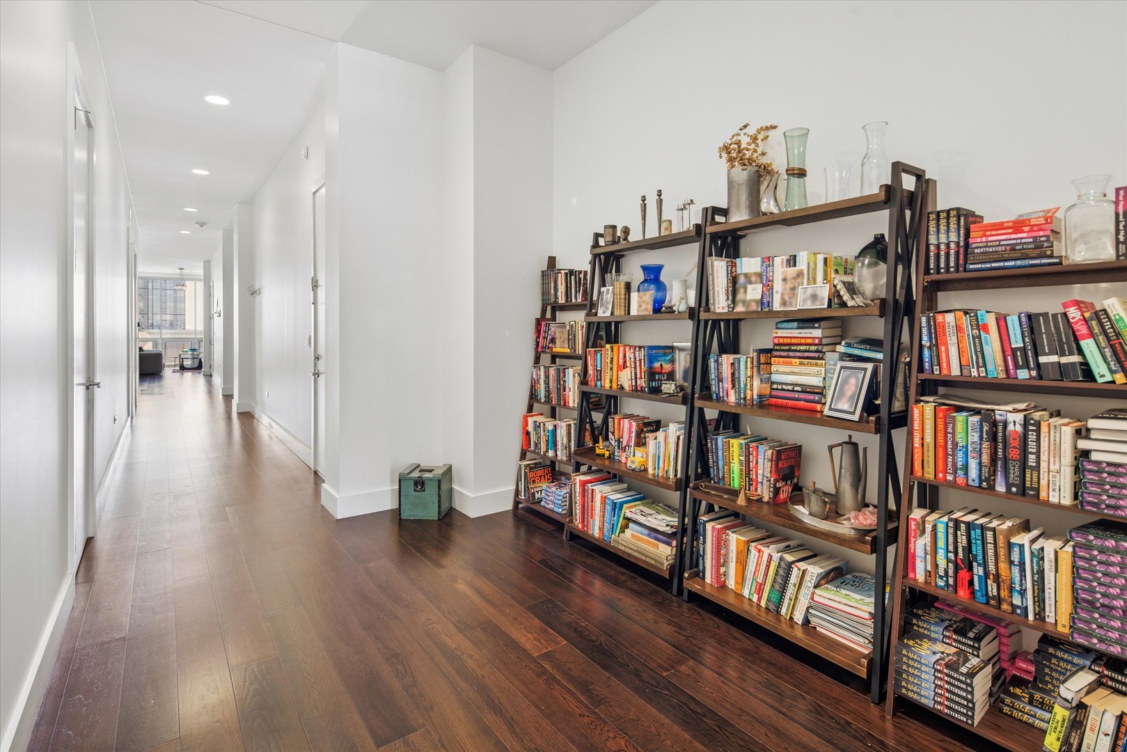 1124 W Adams Street Unit: 5E