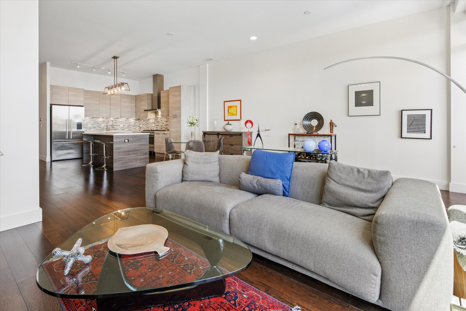 1124 W Adams Street Unit: 5E
