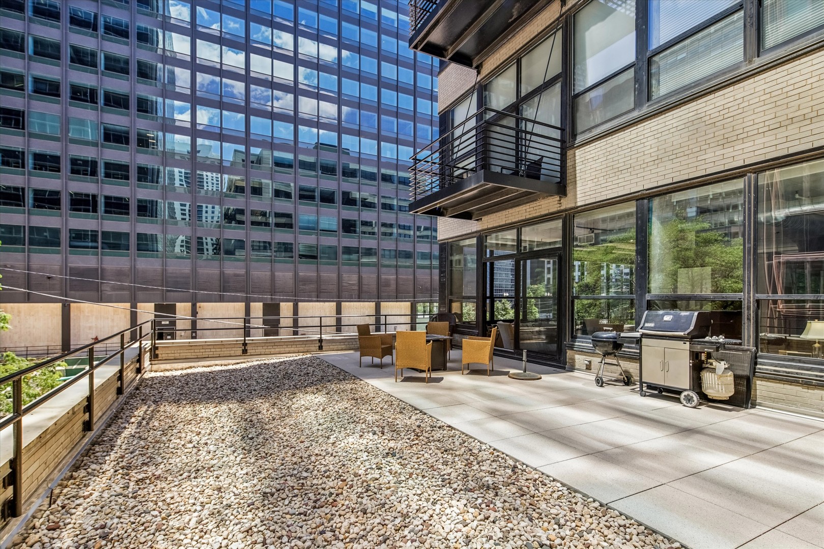 130 S Canal Street Unit: 215