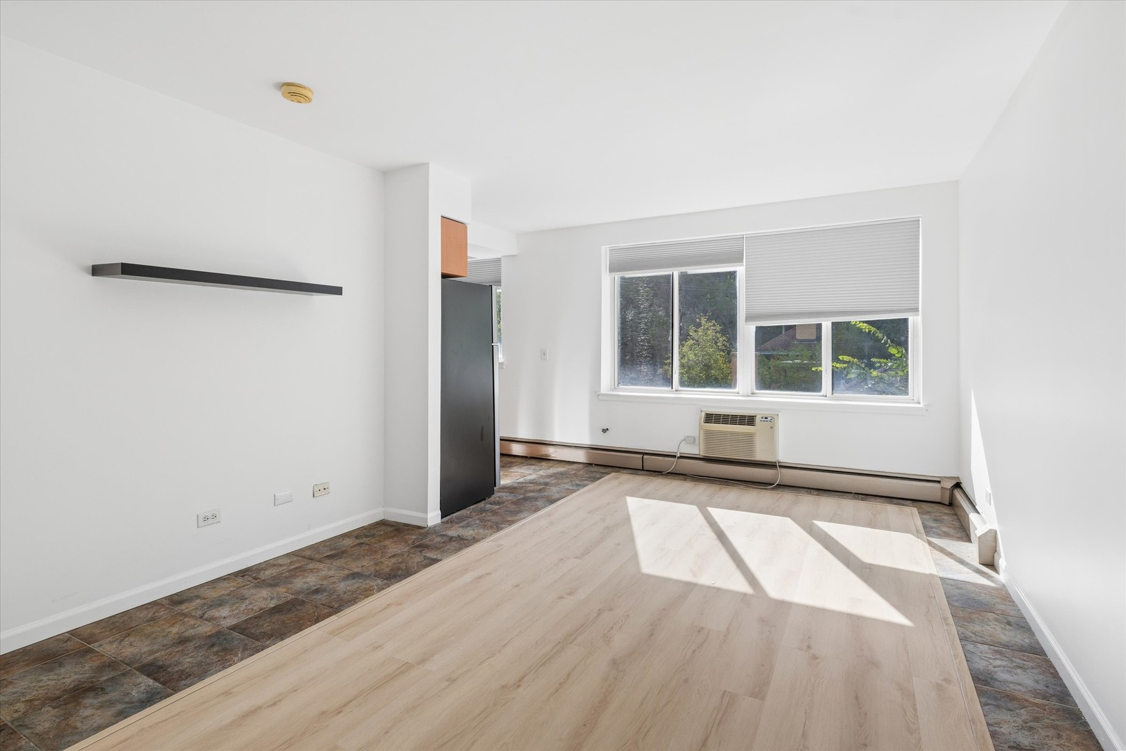 539 W Stratford Place Unit: 408