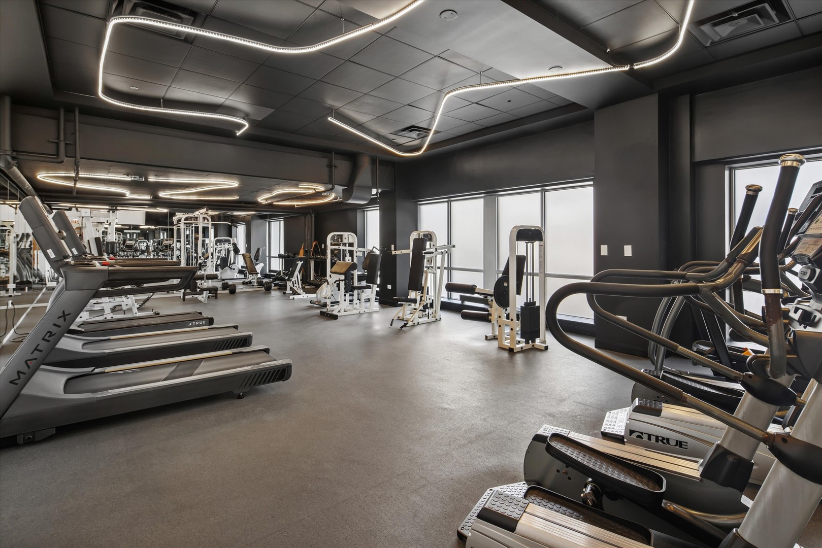 933 W Van Buren Street Unit: 801