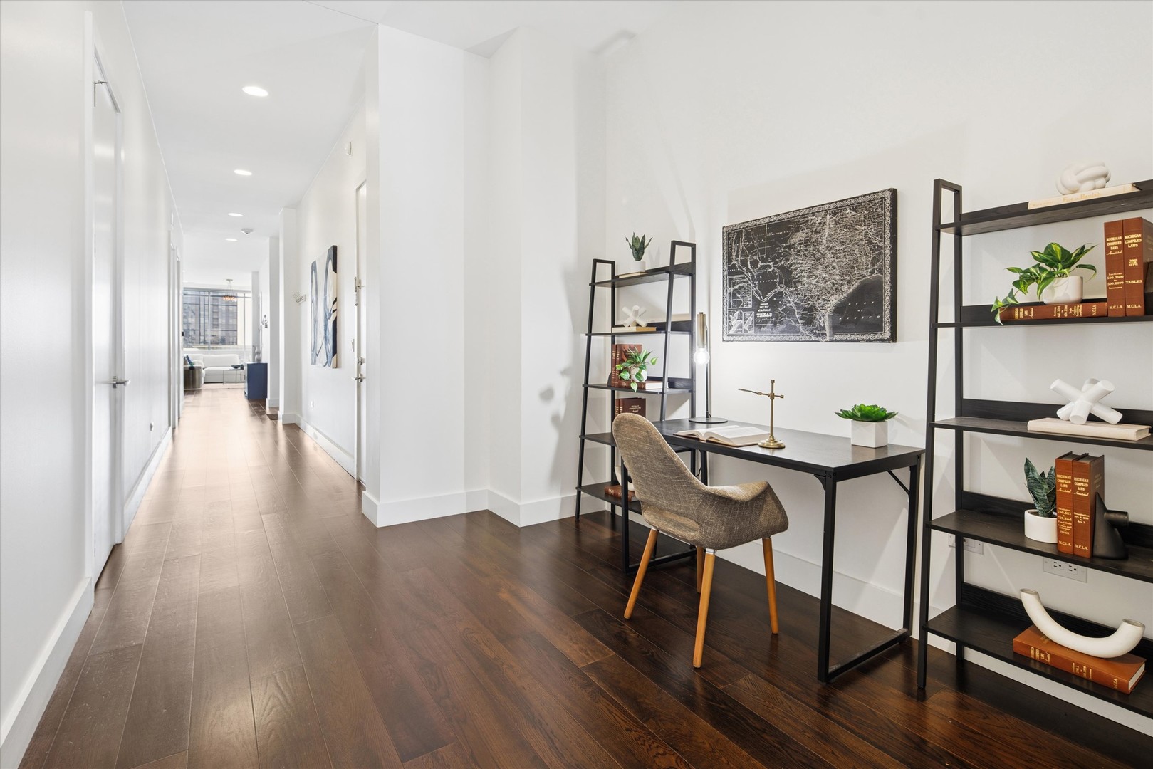 1124 W Adams Street Unit: 5E