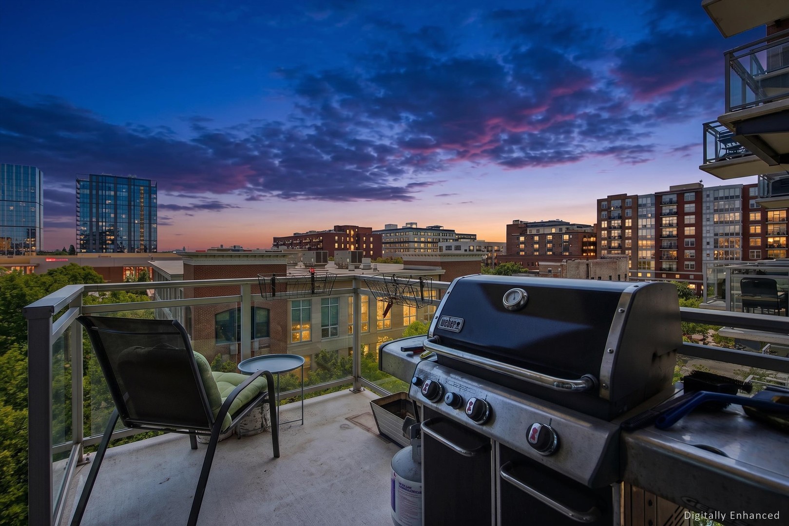1124 W Adams Street Unit: 5E