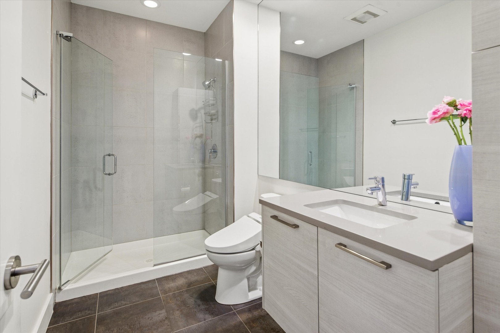 1124 W Adams Street Unit: 5E