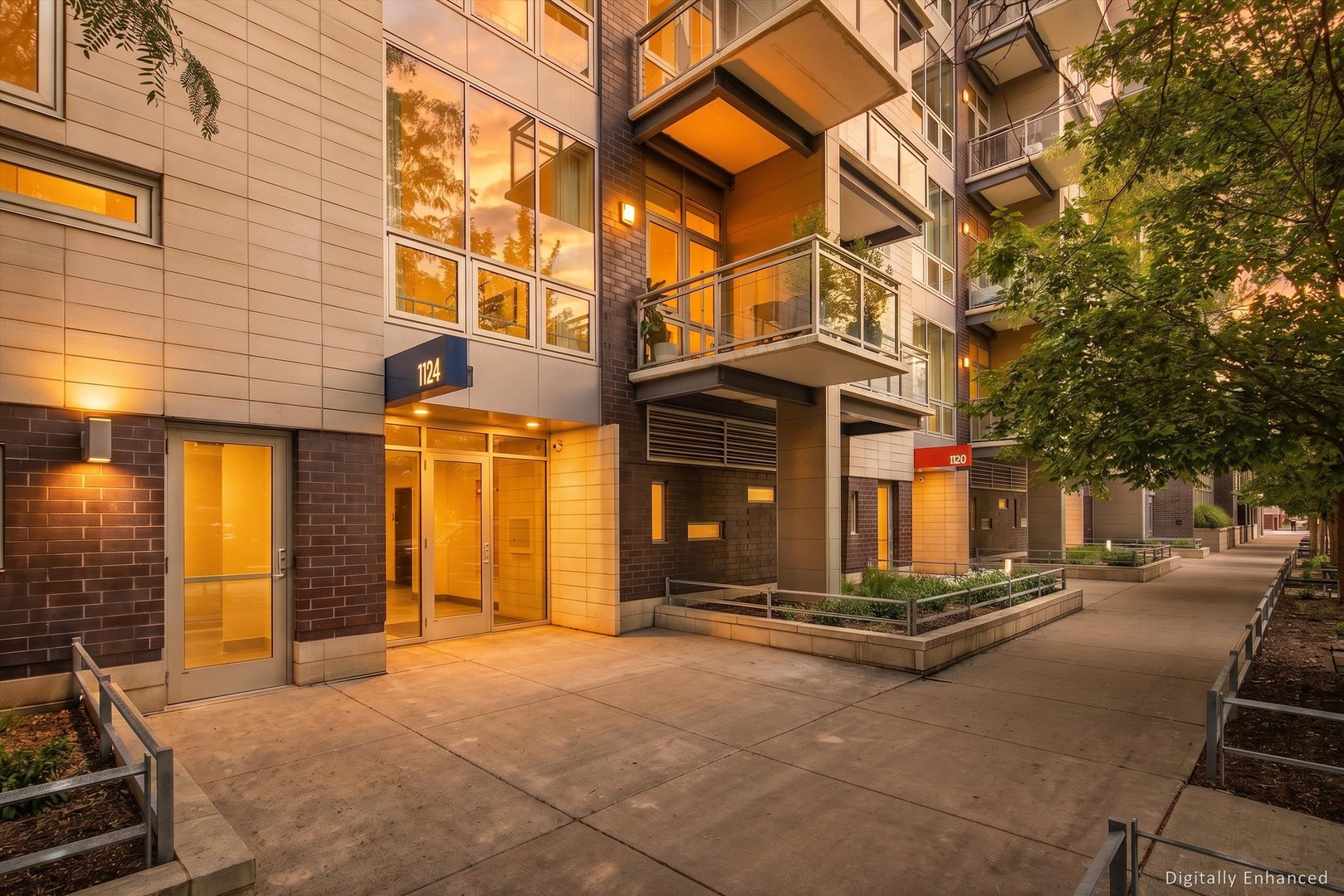 1124 W Adams Street Unit: 5E