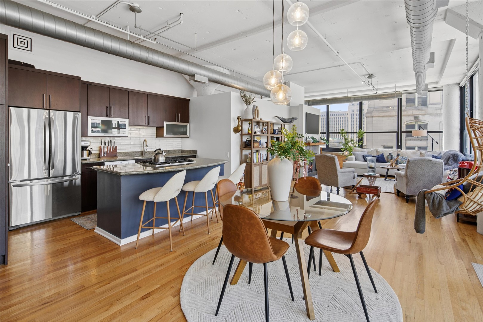 130 S CANAL Street Unit: 619