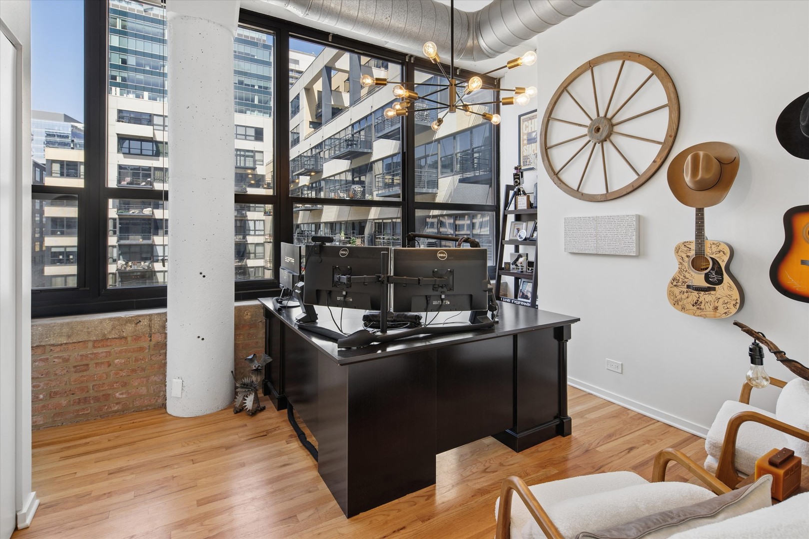 130 S CANAL Street Unit: 619