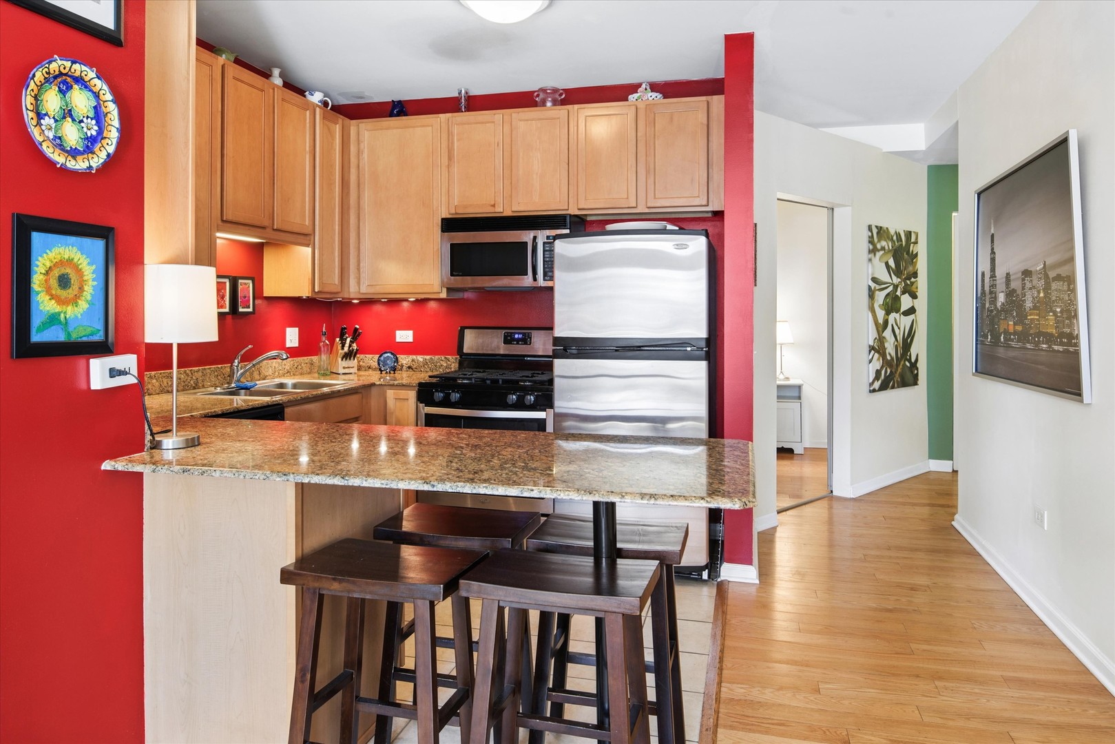 125 S JEFFERSON Street Unit: 1905