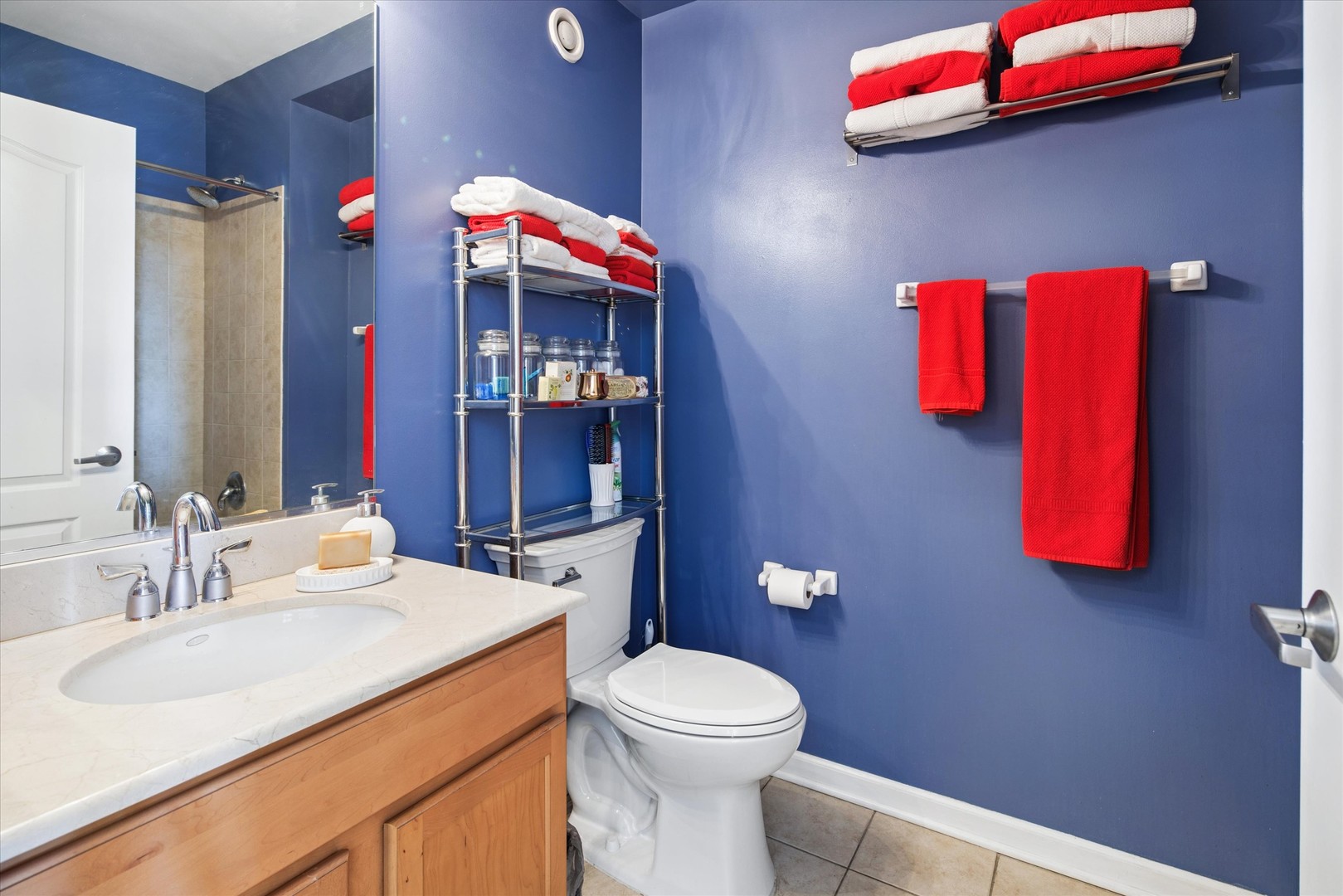 125 S JEFFERSON Street Unit: 1905