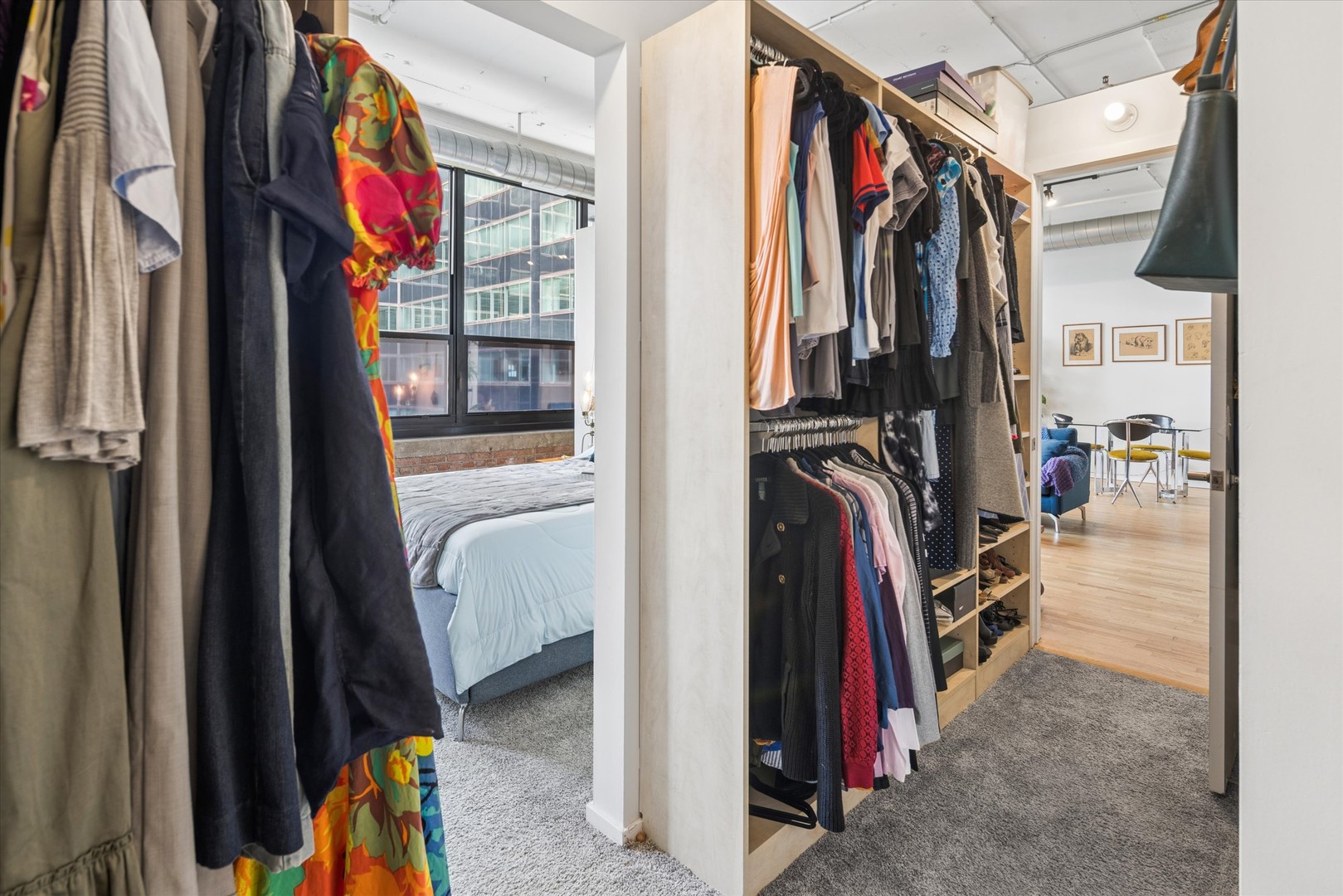 130 S CANAL Street Unit: 607