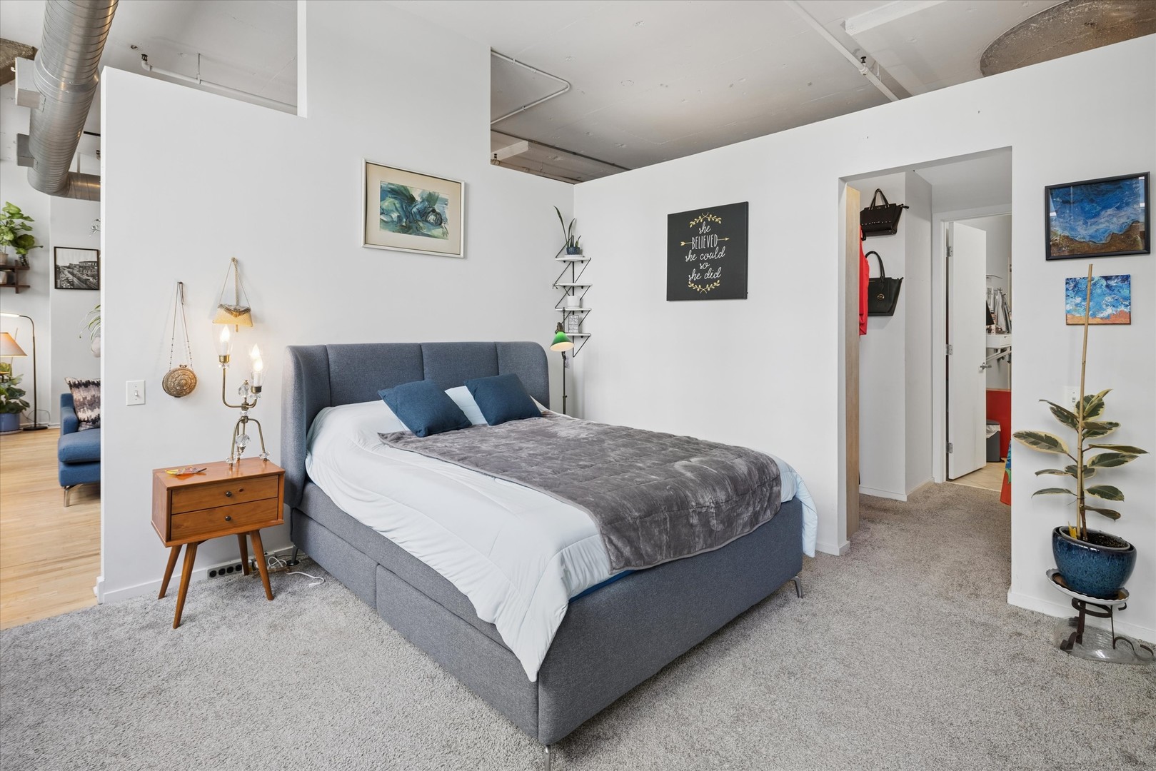 130 S CANAL Street Unit: 607