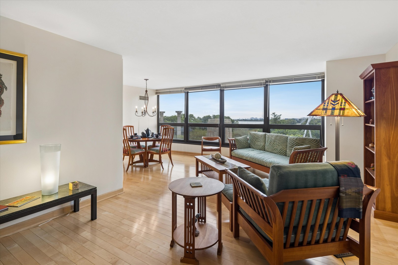 360 E RANDOLPH Street Unit: 403