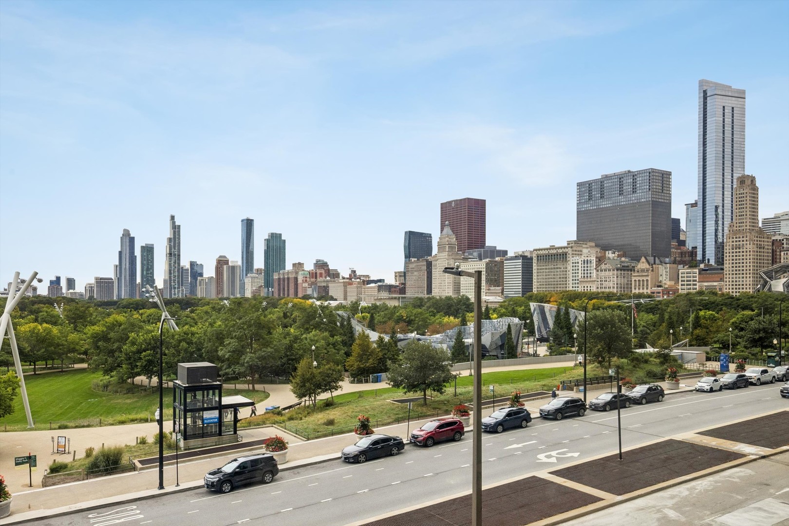 360 E RANDOLPH Street Unit: 403