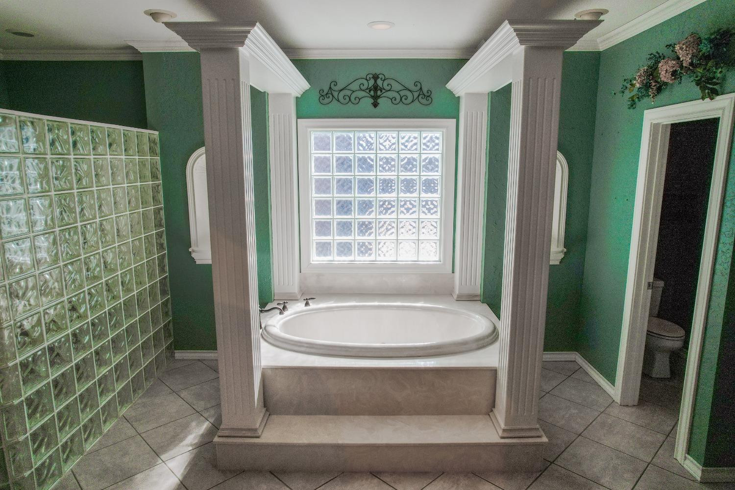 6304 County Road 7435