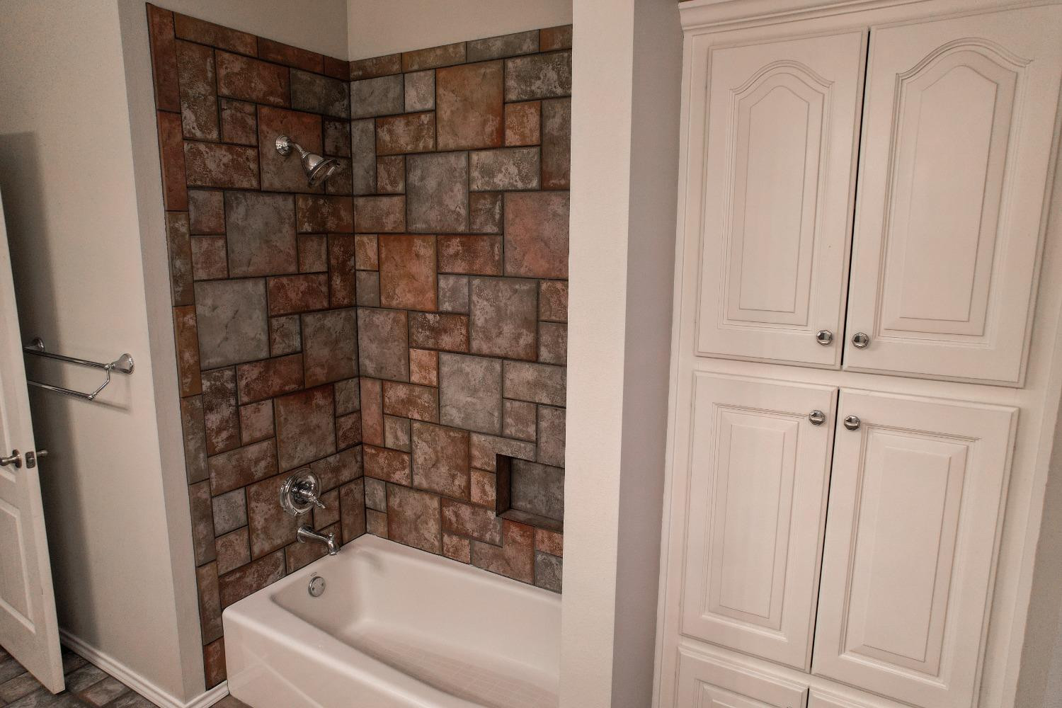 6304 County Road 7435