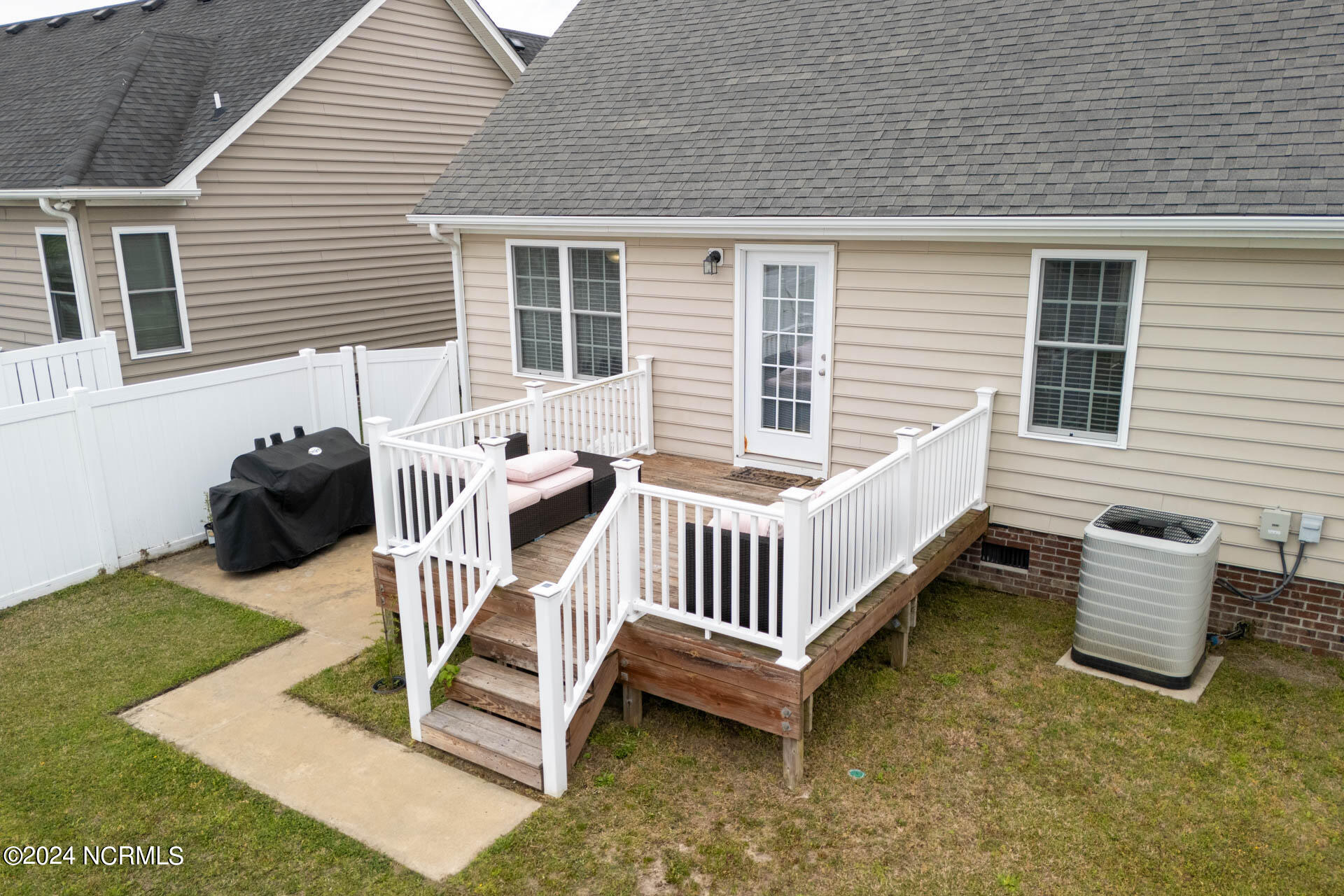 605 Millbrooke Circle
