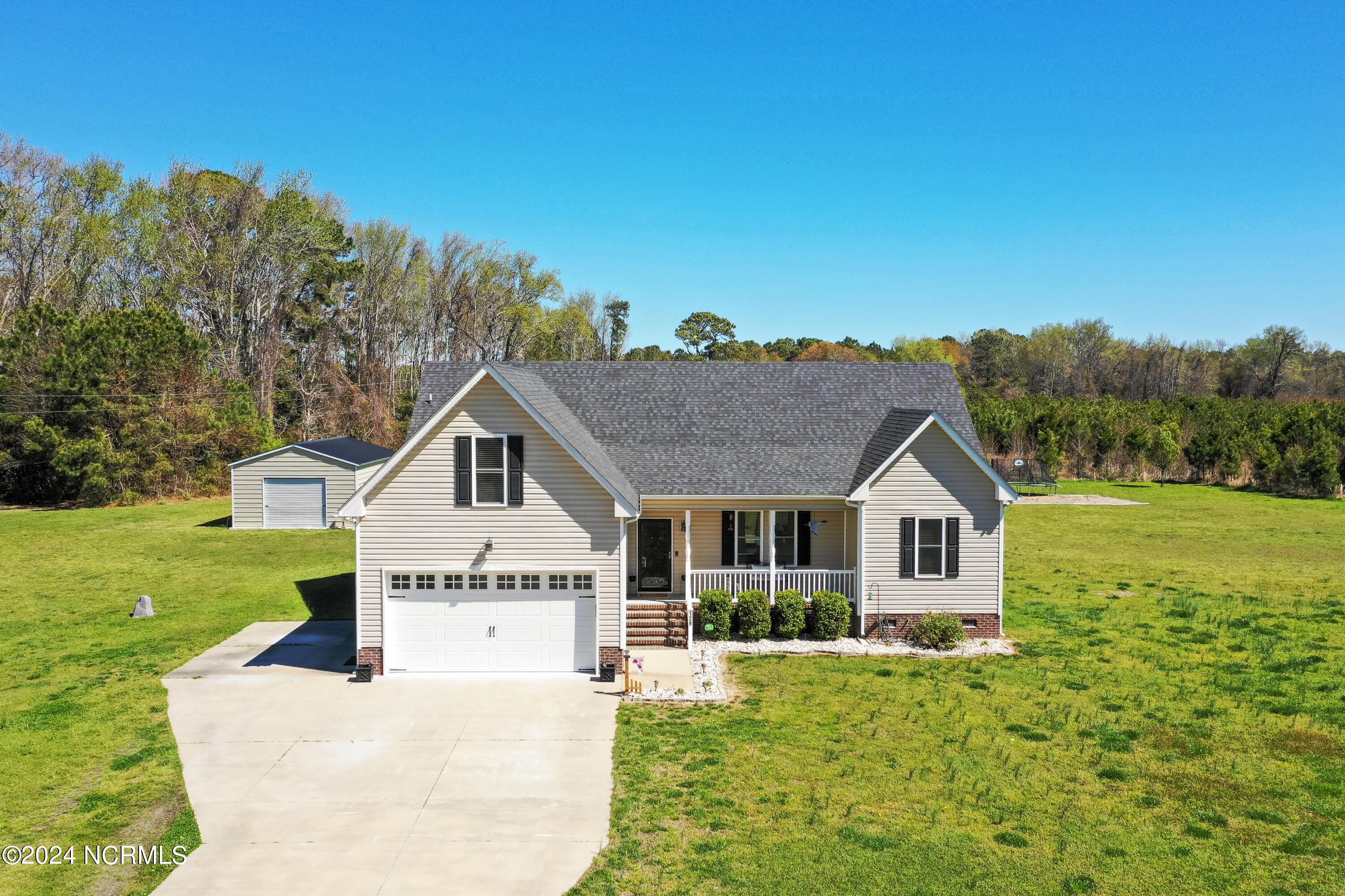 129 Newbern Road