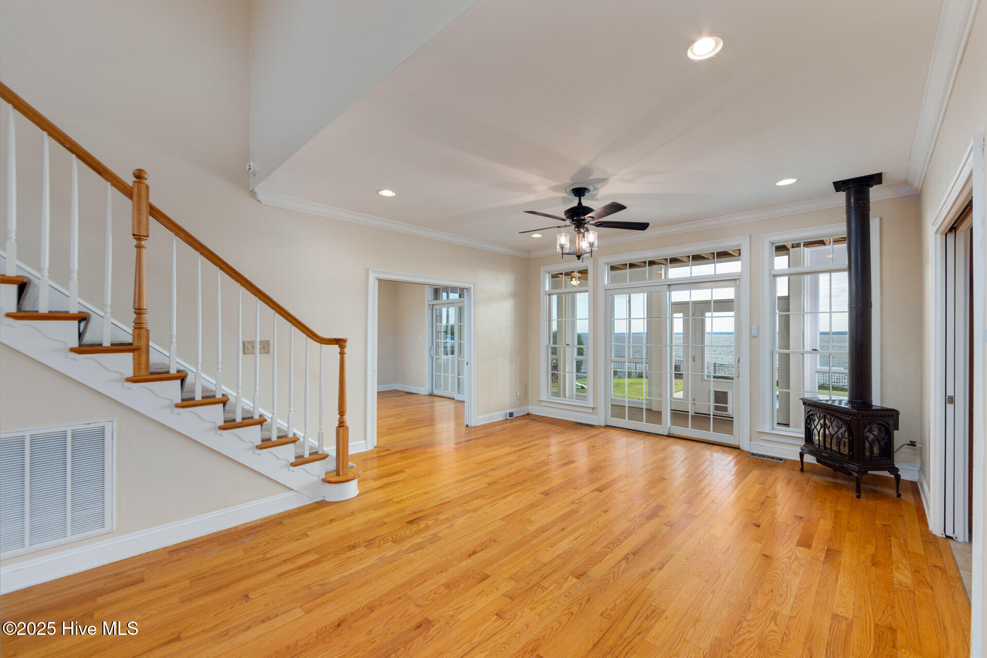 116 N Shore Drive