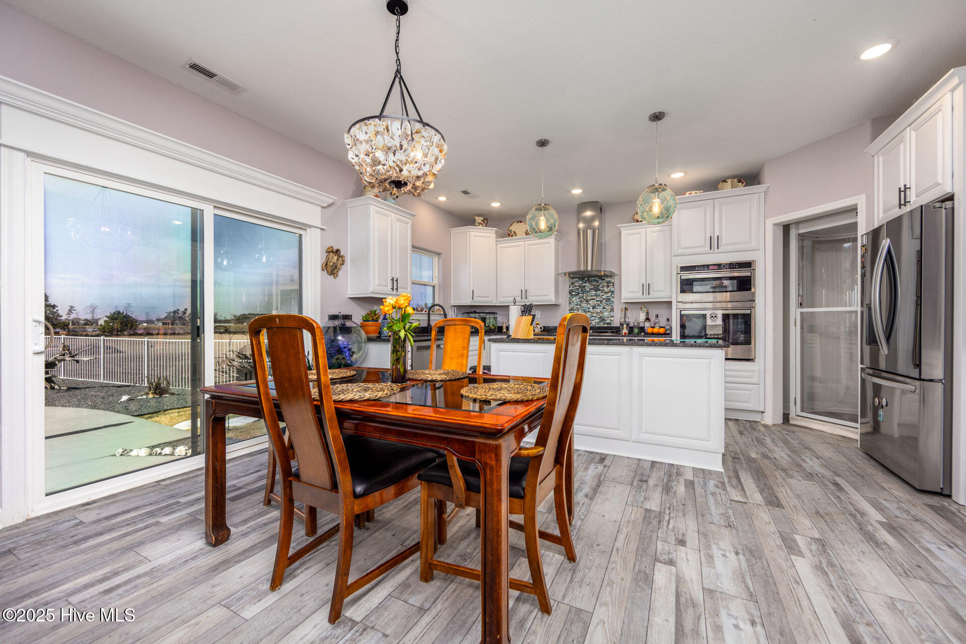 456 Pointe Vista Drive