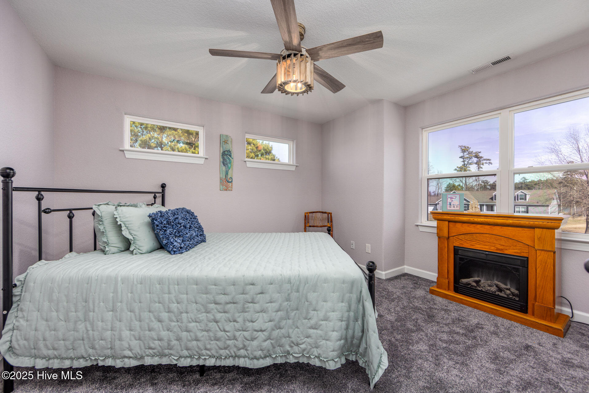 456 Pointe Vista Drive