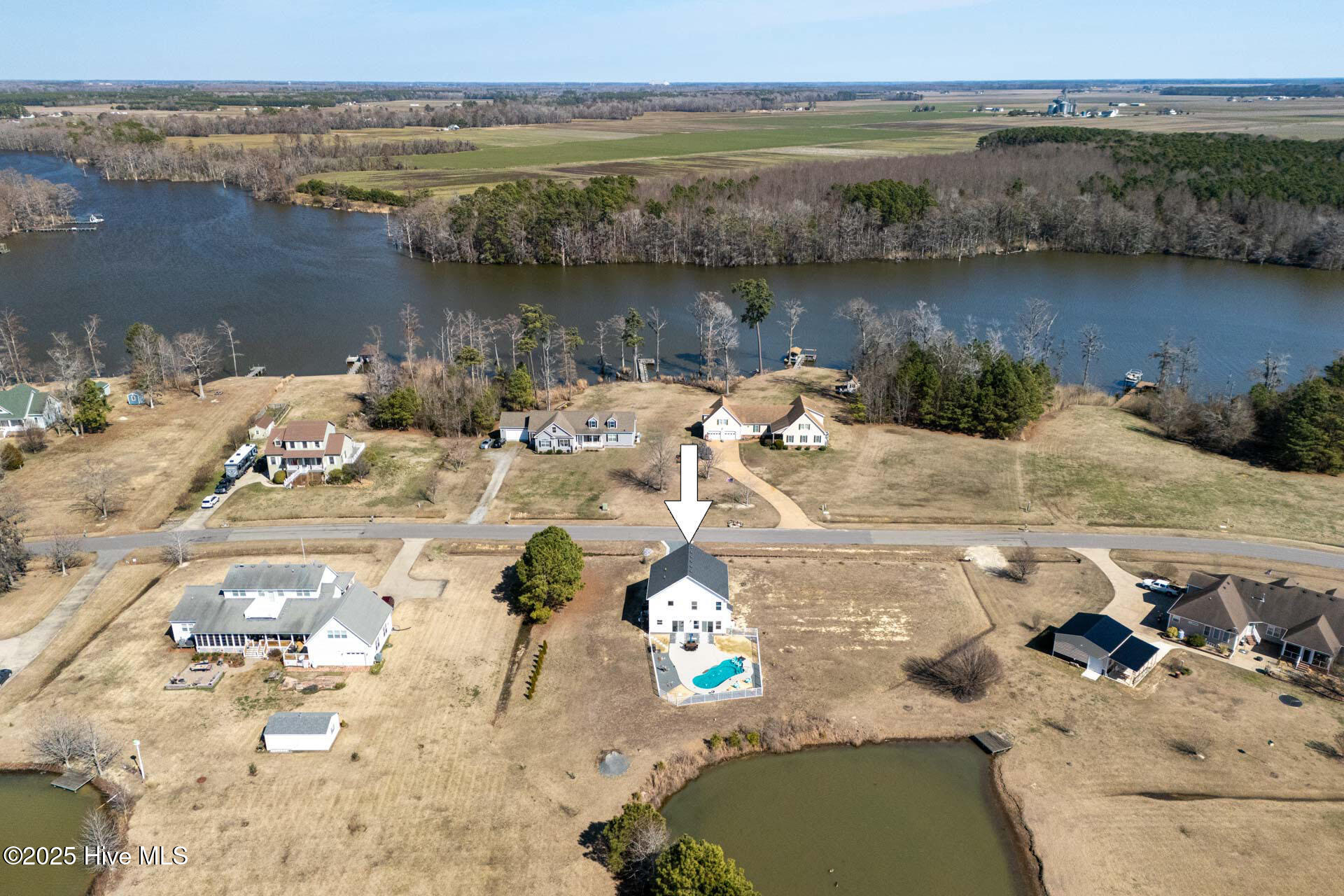 456 Pointe Vista Drive