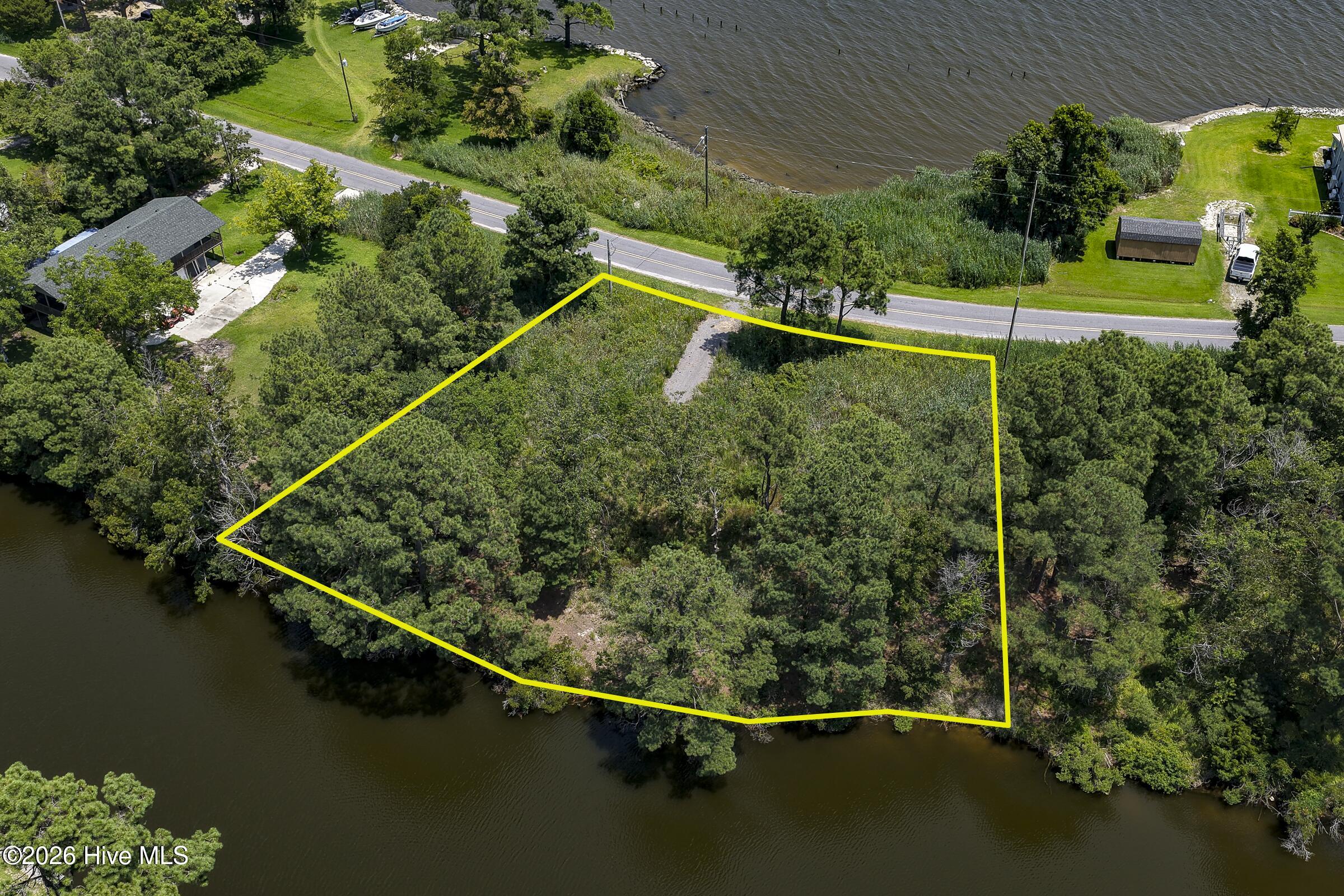 767-768 713,714,767,768 Driftwood Drive