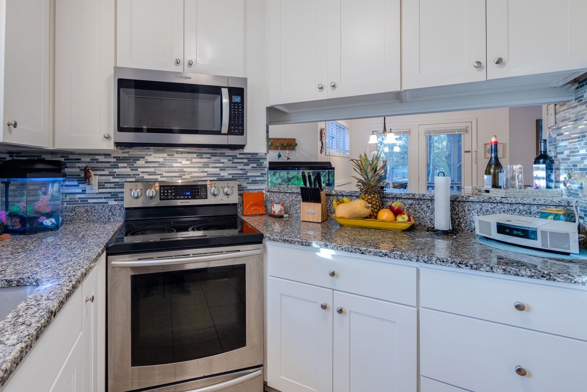 700 W First Street Unit D12