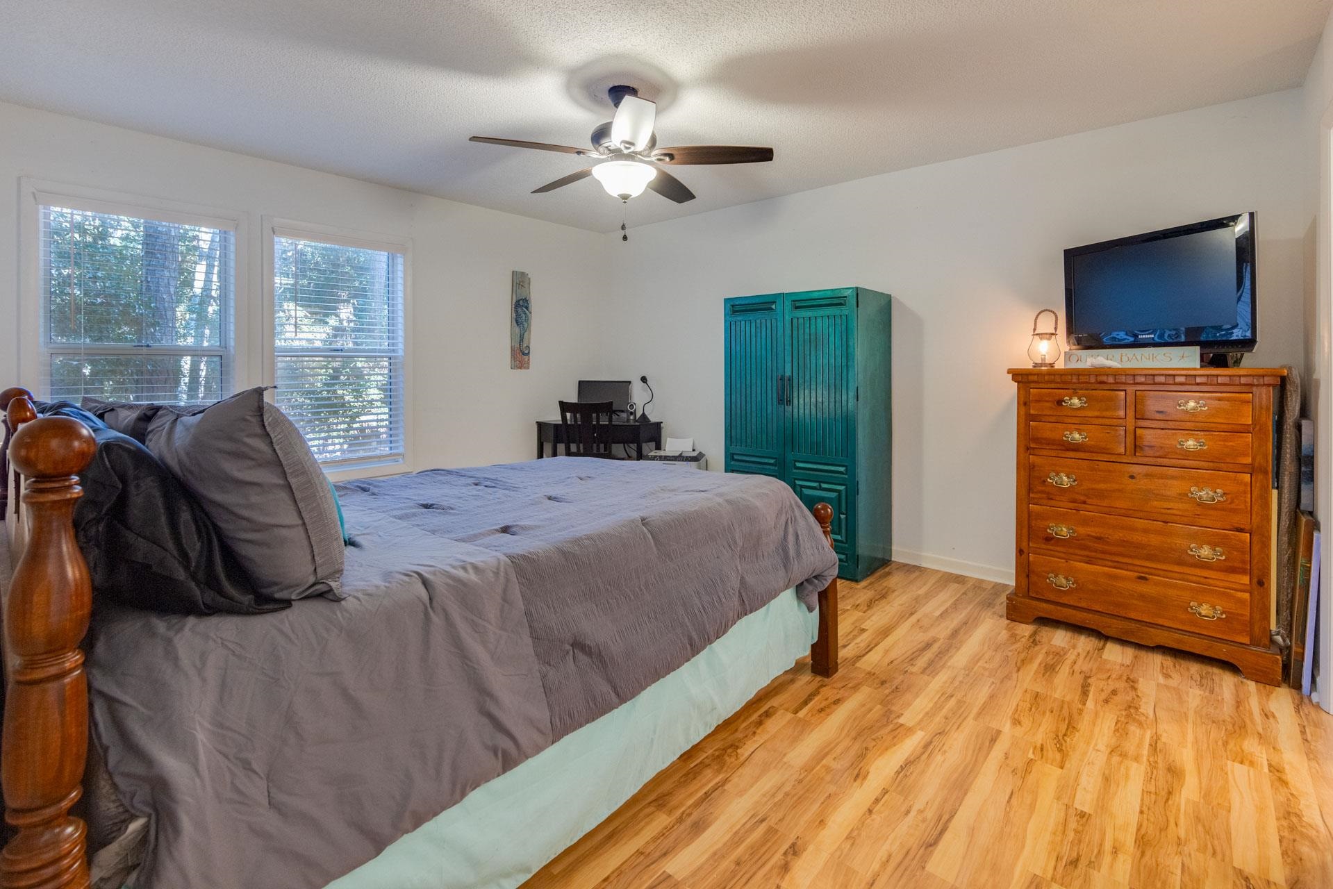 700 W First Street Unit D12
