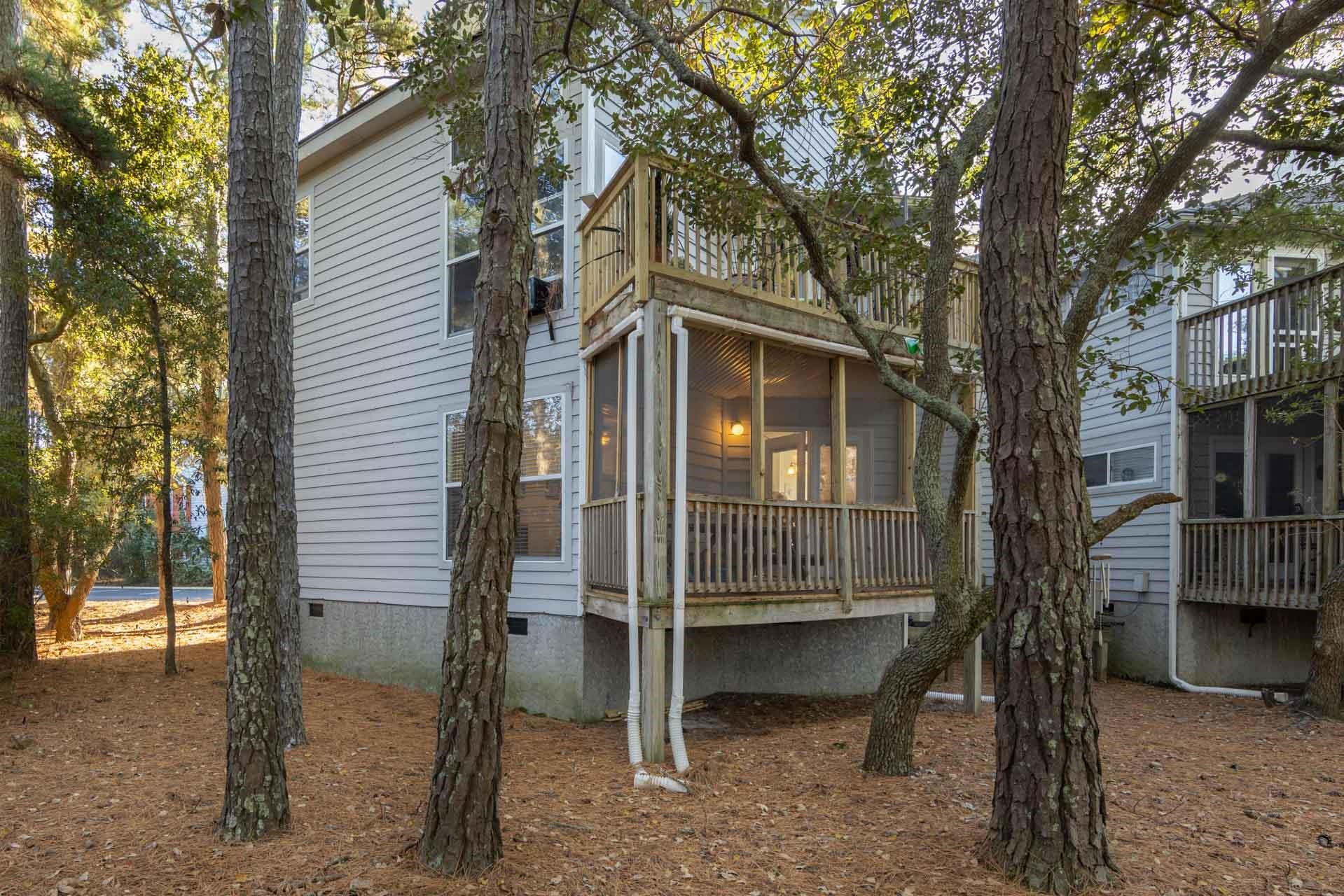 700 W First Street Unit D12