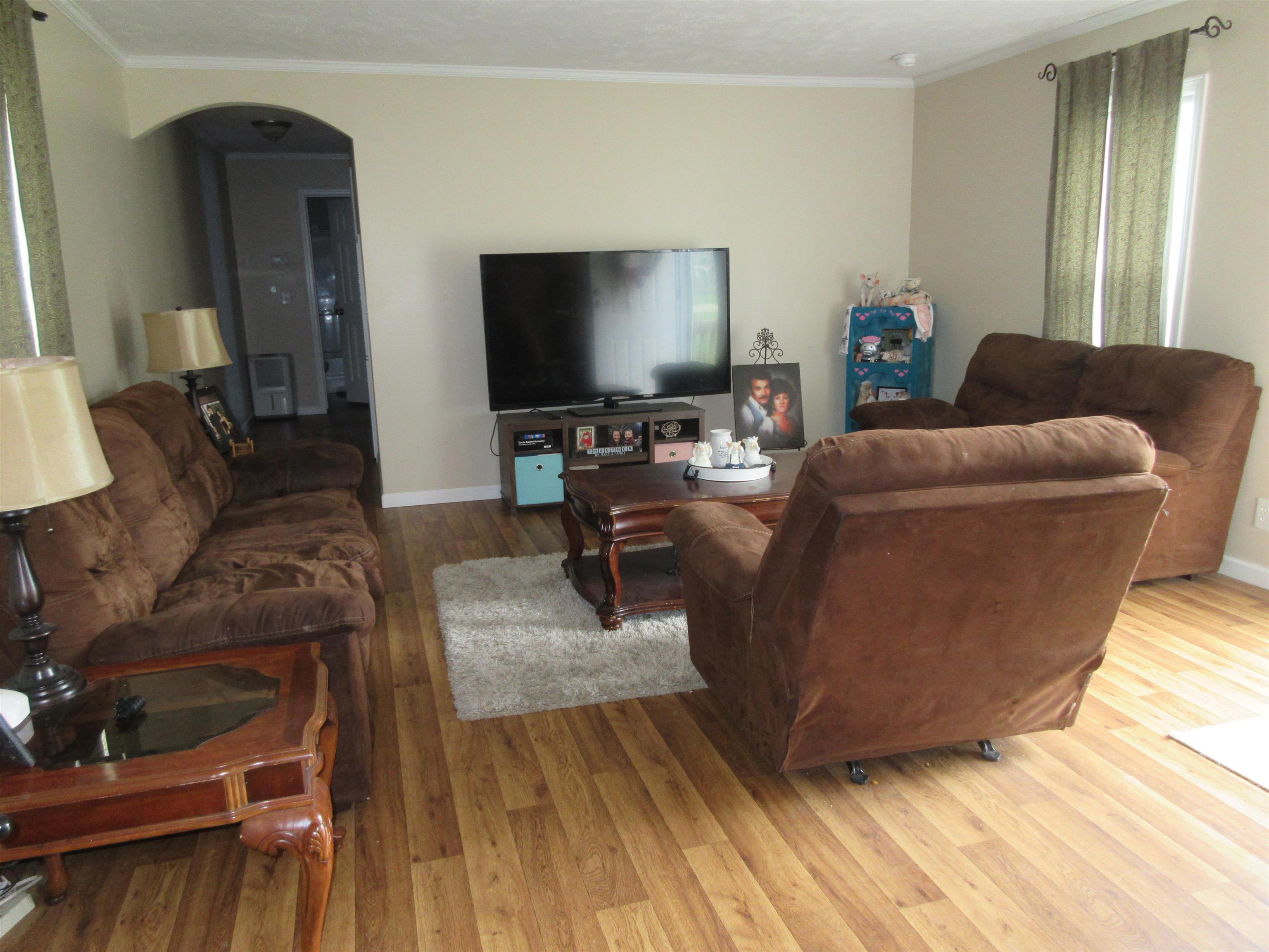 107 Edgewater Drive Lot 4