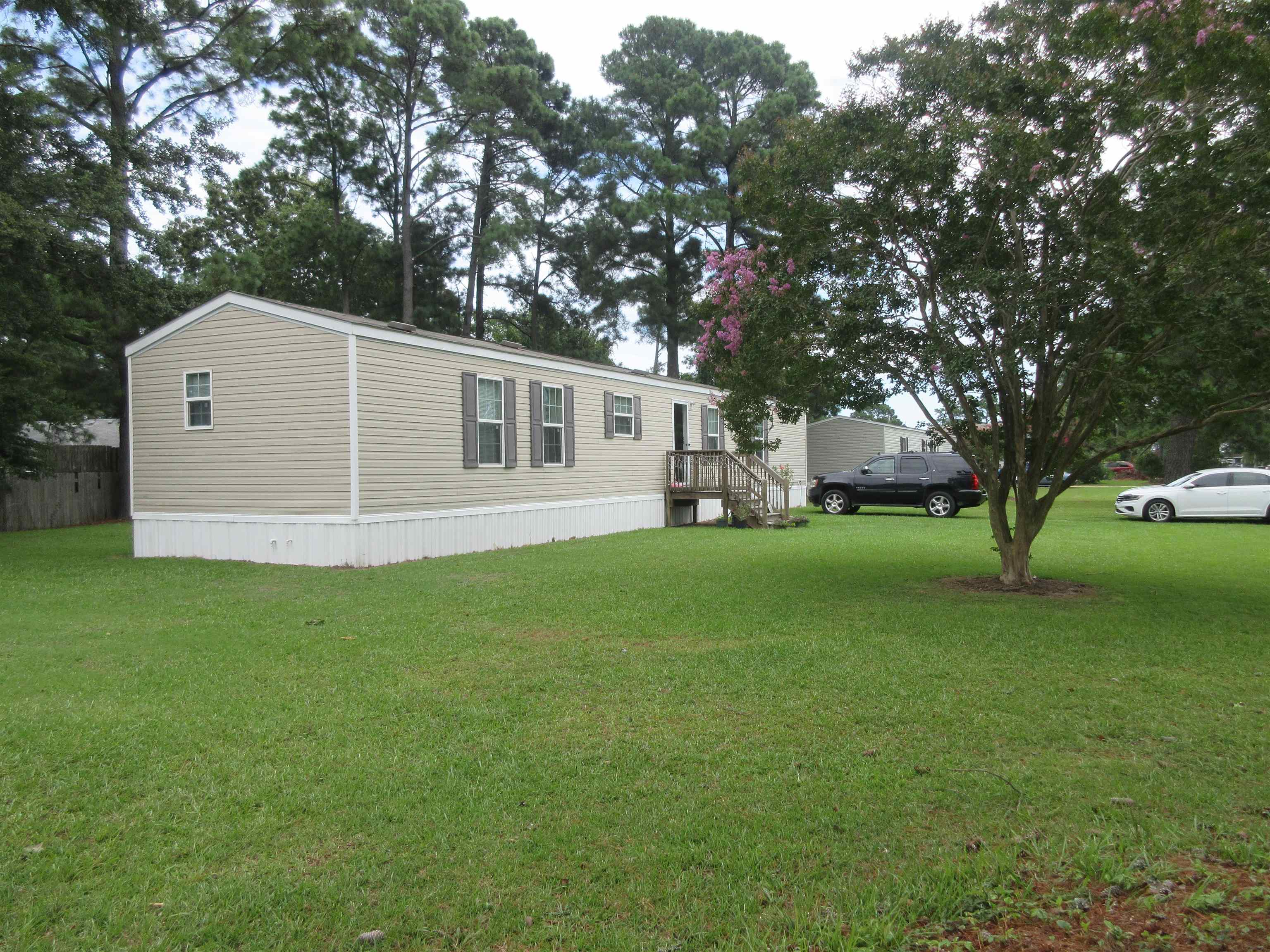 107 Edgewater Drive Lot 4