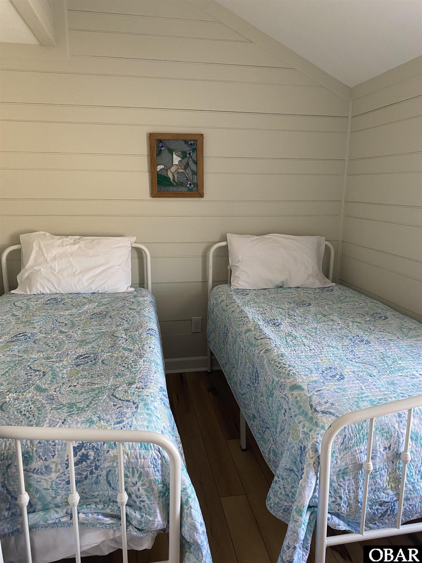 3925 S Virginia Dare Trail Lot