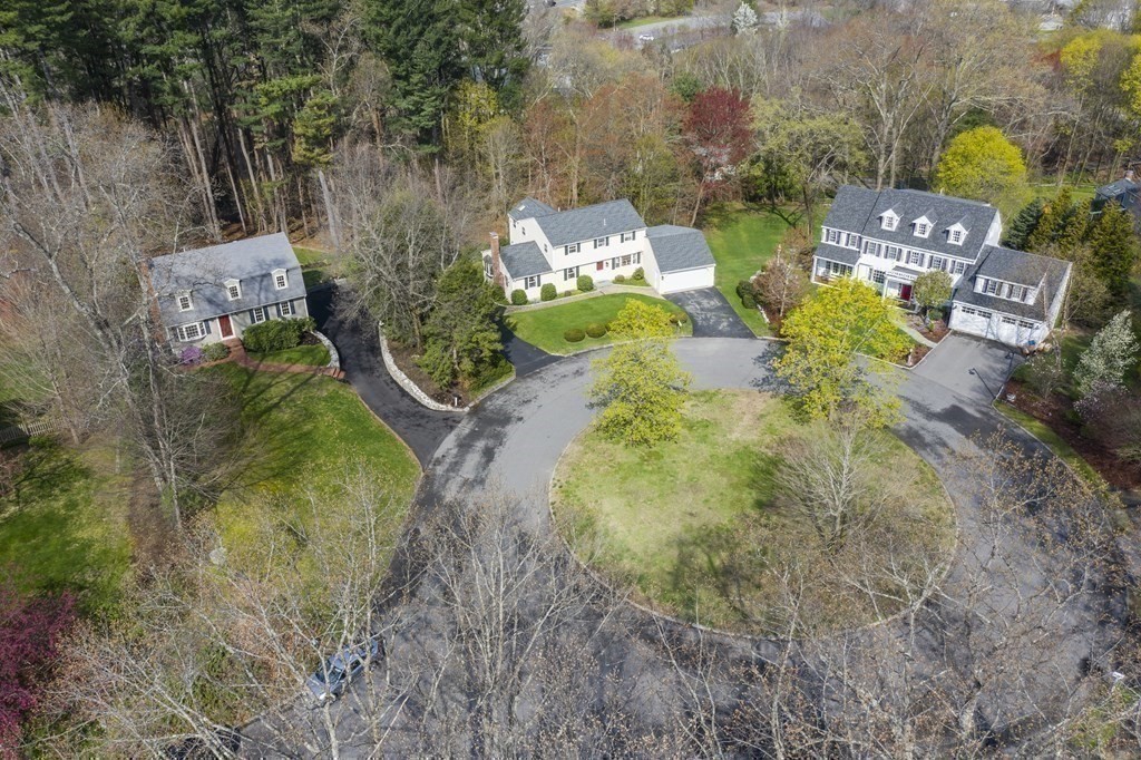 33 Saw Mill Road