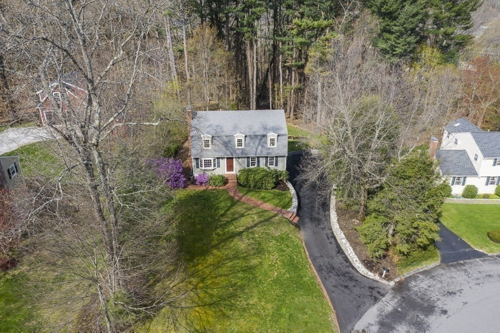 33 Saw Mill Road