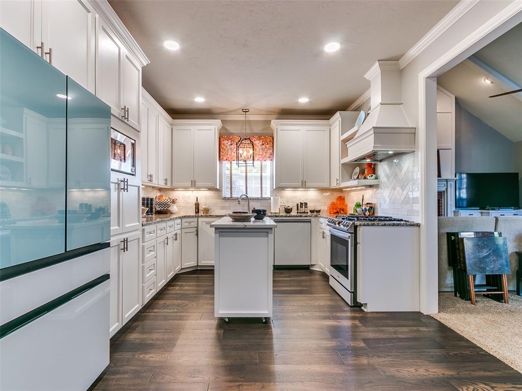 11501 Plum Thicket Place