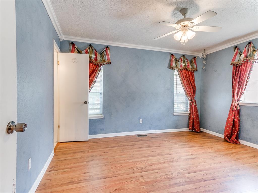 1006 Ridgeway Drive